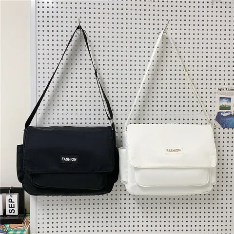 Harajuku Stil Vintage Segeltuch Umhängetasche Große Kapazität Nylon Crossbody Bag Studenten Schule Casual Fashion Schultertasche