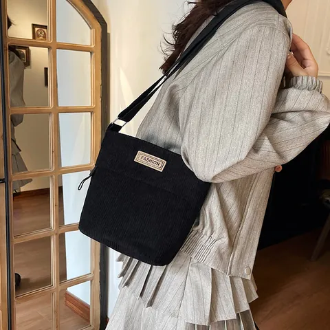Vintage Corduroy Crossbody Bag For Women Small Square Shoulder Bag Retro Daily Commute Satchel With Fashion Label
