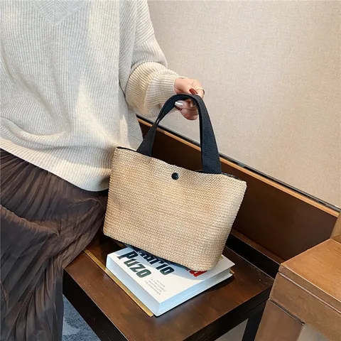 Γυναικεία Πλεκτή Τσάντα από Άχυρο Tote Χειρός Casual Διάτρητη Μεγάλη Χωρητικότητα Καλοκαιρινή Τσάντα Θαλάσσης Με Μαγνητικό Κούμπωμα Ραφές PU Καθημερινή Τσάντα Ώμου