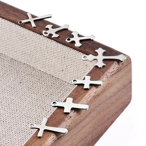 Polierte Edelstahl Kreuz Anhänger Für DIY Schmuckherstellung Halsketten Armbänder Ohrringe Zubehör Religiöse Charms Zubehör