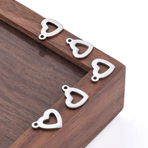 Stainless Steel Hollow Heart Pendant DIY Necklace Bracelet Polished Metal Charm For Jewelry Making Clothing Bag Accessory
