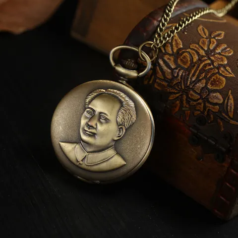 Orologio da Taschino al Quarzo Vintage Bronzo Antico Ciondolo a Collana in Lega Inciso Traforato per Unisex Accessorio Decorativo Retro