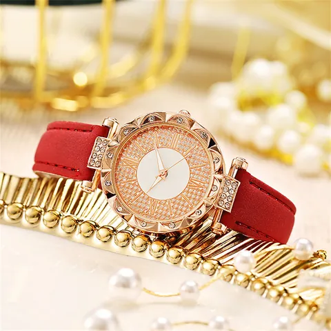 Women's Fashion Quartz Watch Rhinestone Scalloped Bezel Starry Sky Roman Numeral Dial Leather Strap Casual Wristwatch Gift