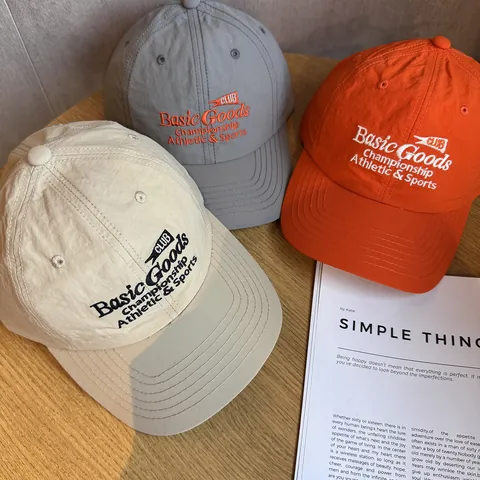 Berretto da Baseball ad Asciugatura Rapida Lettere Ricamate Sportive Retrò Parasole Traspirante Regolabile Cappello da Sole Moda Esterno Donna Uomo
