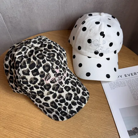 Berretto da Baseball da Donna Retro Leopardato Pois Cotone Regolabile Ricamo Ciao Bella Cappello da Sole Accessorio Moda Viaggio