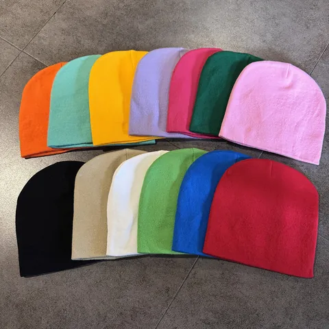 Berretto a Maglia Caldo per Uomo Donna in Acrilico Tinta Unita Cappello Minimalista Streetwear Autunno Inverno All'aperto