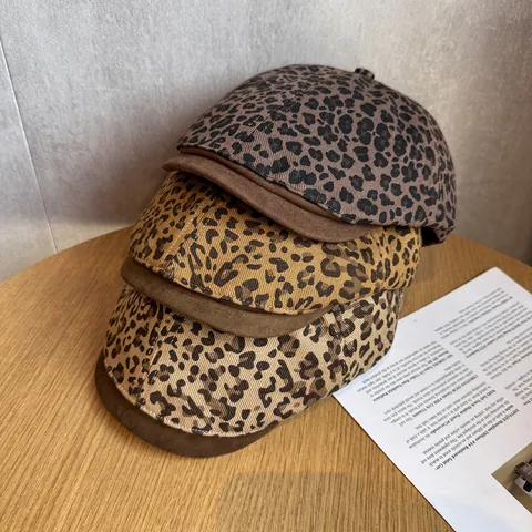 Amerikaanse Vintage Luipaardprint Platte Pet Voor Vrouwen Streetwear Katoen Polyester Baret Met Contrast Visier