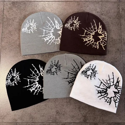 Unisex Jacquard Knitted Beanie Hat Warm Acrylic Winter Pullover Ski Cap With Abstract Broken Glass Pattern Streetwear Hat