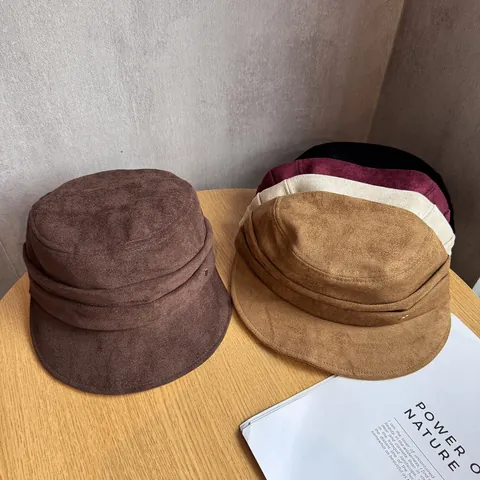 Retro Suede Equestrian Hat Women Solid Color Flat Top Newsboy Cap Heart Buckle Pleated Autumn Winter Warm Fashion Cap