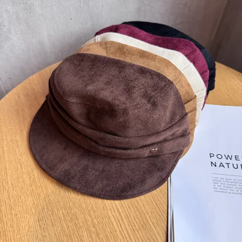 Retro Suede Equestrian Hat Women Solid Color Flat Top Newsboy Cap Heart Buckle Pleated Autumn Winter Warm Fashion Cap