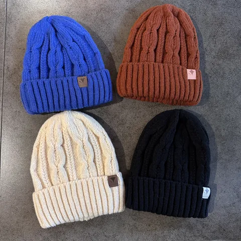 Donna Invernale Caldo Berretto Beanie a Treccia Con Patch a Stella Moda Acrilico Berretto Slouchy Tinta Unita Accessori Copricapo