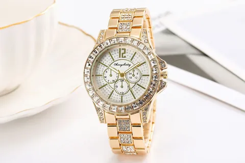 Mode Luxe Strass Legering Quartzhorloge Voor Dames Heren Decoratieve Drie-Oog Wijzerplaat Metalen Armband Analoog Polshorloge