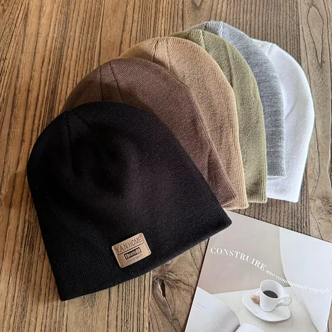 Casual Acrylic Knitted Beanie Hat For Women Men Warm Winter Autumn Skullcap Solid Color Leather Label Patch Streetwear