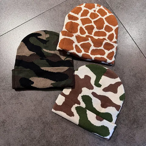 Berretto in Maglia Invernale per Uomo Donna Caldo Camouflage Motivo Giraffa Jacquard Berretto Con Risvolto Moda Copricapo Outdoor