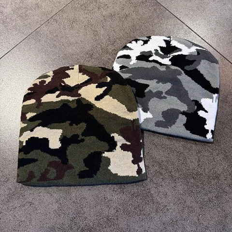 Gorro de Punto de Acrílico Cálido de Invierno para Hombre Mujer Patrón de Camuflaje Casual Sin Ala Jacquard Skull Cap Accesorios de Deportes al Aire Libre