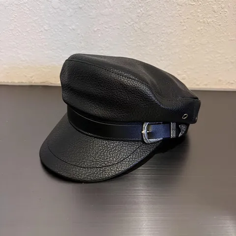Cappello Newsboy da Donna in Pelle PU Nera Retrò Berretto Baker Boy Vintage Con Fibbia in Metallo Intagliato Autunno Inverno