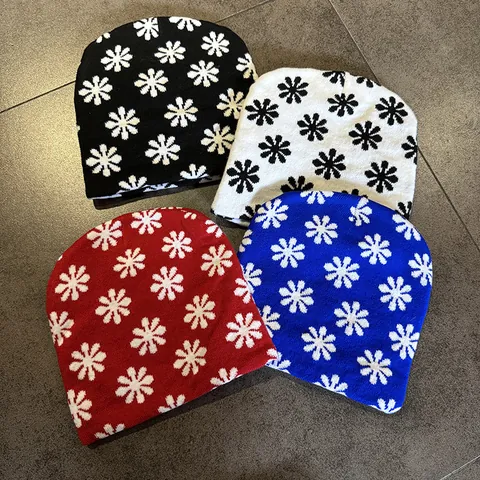 Unisex Acrylic Knit Beanie Hat Floral Jacquard Pattern Warm Winter Contrast Color Streetwear Hip Hop Pullover Cap