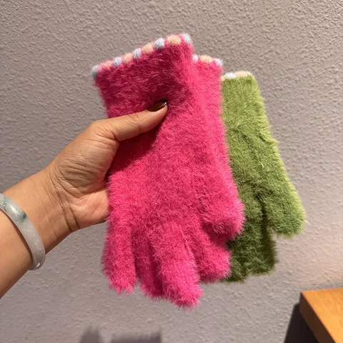 Damen Winter Verdickte Nerzimitat Warme Handschuhe Koreanischen Stil Süße Plüsch Kälteschutz Touchscreen Fäustlinge Studenten Mode Accessoire