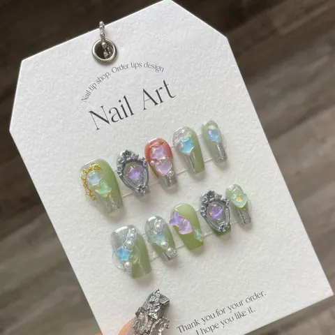 Handmade Press On Nails With 3D Star Heart Decors Sage Green Silver Cat Eye Reusable Fake Nails For Women Girls