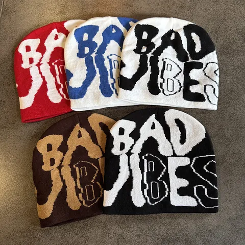 Unisex BAD VIBES Letter Jacquard Knitted Beanie Hat Warm Acrylic Streetwear Hip Hop Outdoor Pullover Skull Cap