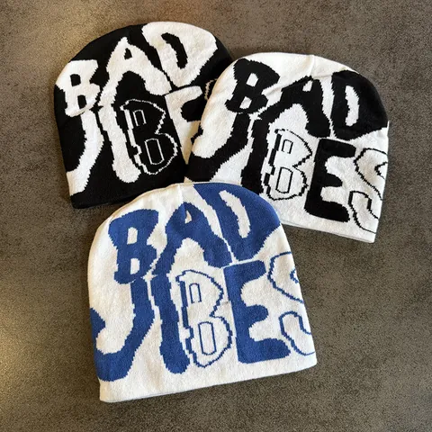 Unisex BAD VIBES Letter Jacquard Knitted Beanie Hat Warm Acrylic Streetwear Hip Hop Outdoor Pullover Skull Cap