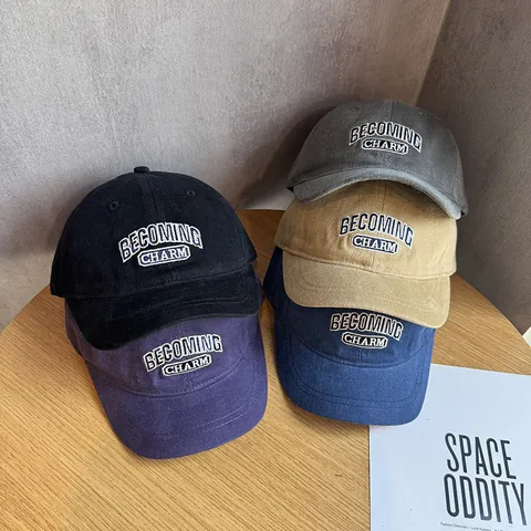 Berretto da Baseball in Velluto a Coste con Tesa Corta Vintage per Uomo Donna Casual con Ricamo di Lettere Regolabile Moda Streetwear Cappello da Sole