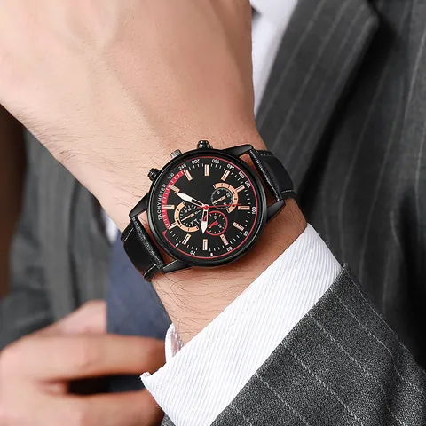 Orologio da Polso da Uomo Moda Business al Quarzo Cinturino in Similpelle Cassa in Lega Scala Tachimetrica Sottoquadranti Decorativi Analogico