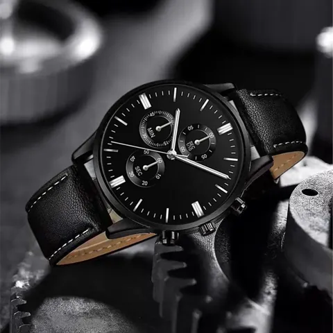 Men's Fashion Chronograph Quartz Watch with Leather Strap Business Casual Men's Wristwatch Functional Sub-dials Alloy Case
