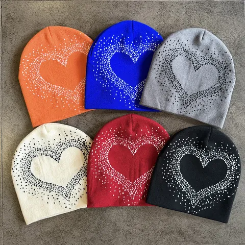 Winter Knitted Beanie Hat For Men Women Pixelated Heart Pattern Warm Acrylic Jacquard Windproof Skull Cap Fashion Casual Outdoor Headwear