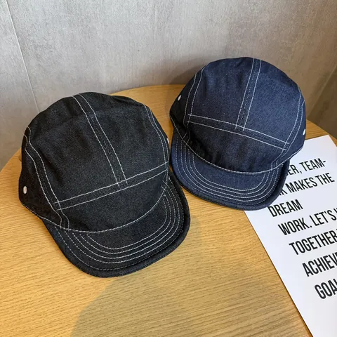 Casquette Camper 5 Panneaux en Denim Lavé Rétro Unisexe Avec Surpiqûres Contrastées Sangle Réglable en Cuir Coton