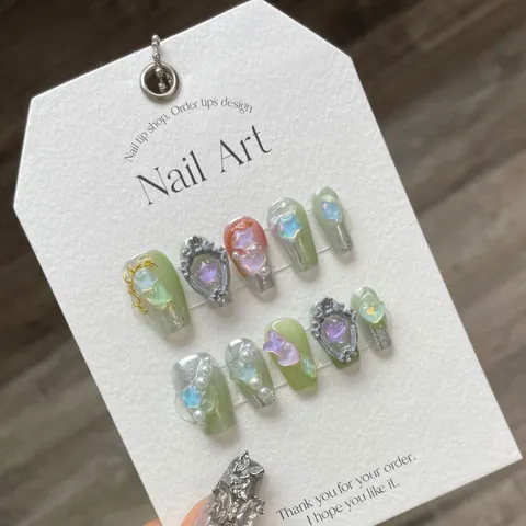 Handmade Press On Nails With 3D Star Heart Decors Sage Green Silver Cat Eye Reusable Fake Nails For Women Girls