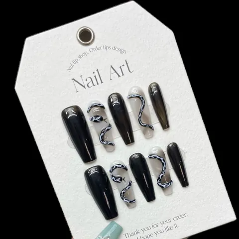 Uñas Postizas de Ataúd Hechas a Mano Diseño de Serpiente 3D Patrón de Tinta de Mármol Negro Estilo Dark Cool Decoración de Uñas para Mujer