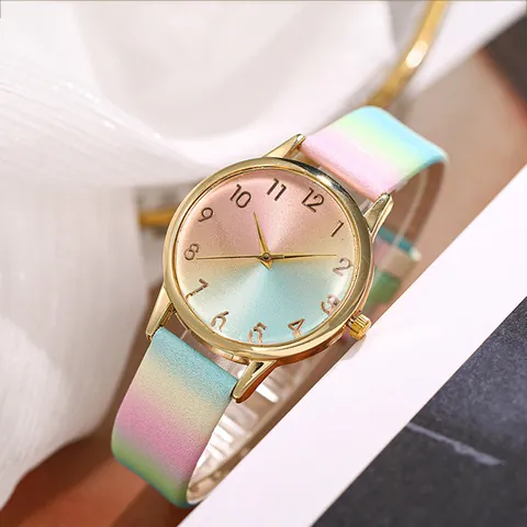 Mode Regenboogverloop Quartz Horloge Voor Dames Zoet Macaron Kleur Leren Band Rond Legering Kast Analoog Polshorloge Cadeau