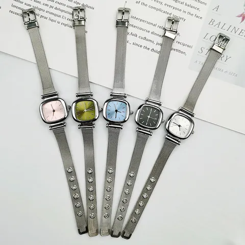 Orologio al Quarzo Quadrato Minimalista da Donna Con Cinturino in Maglia di Acciaio Inossidabile Quadrante a Raggiera Vintage Moda Donna
