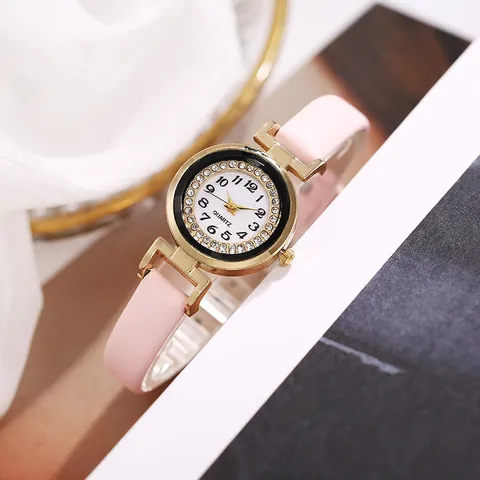 Elegante Dames Quartzhorloge Met Strass Ingelegde Kleine Wijzerplaat Goud Legering Kast PU Leren Band Premium Senior Stijl Polshorloge