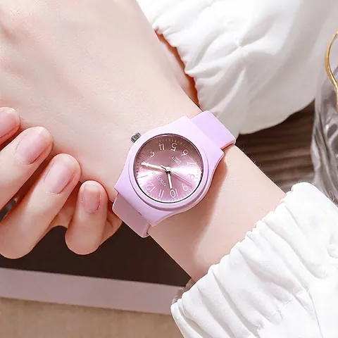 Minimalist Women Quartz Watch Silicone Strap Round Zinc Alloy Case Fashion Wristwatch For Student Girls Daily Casual Accessory