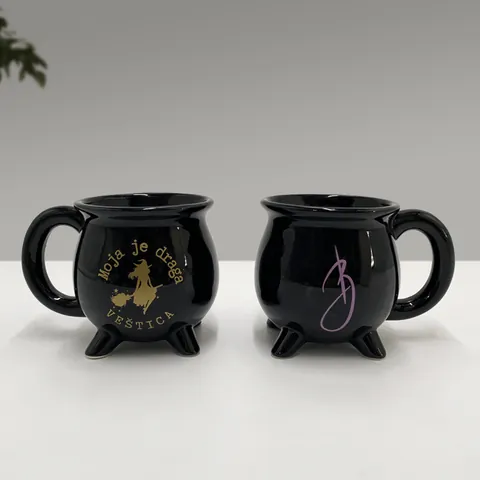 Mug Chaudron de Sorcière en Céramique Noire Avec Imprimé Doré Sorcière Sur Un Balai Tasse à Café Décorative d'Halloween Cadeau pour Femmes Hommes