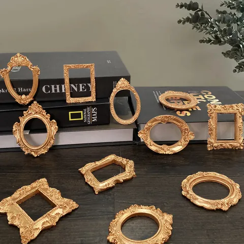 Europees Vintage Barok Miniatuur Hars Fotolijst Reliëfsnijwerk Goud Wit Kleine Fotolijst Voor DIY Huisdecoratie Fotografie Props