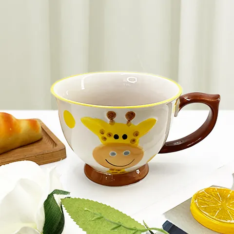 Tazza in Ceramica Animale Dipinta a Mano Grande Capacità Simpatica Giraffa Coniglio Gatto Modello Colazione Latte Caffè Casa Cucina