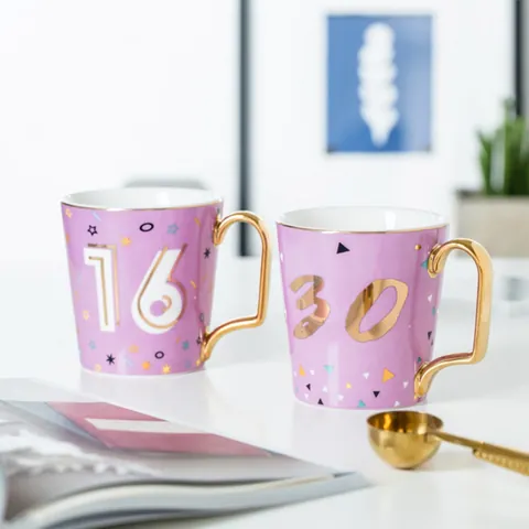 Tazza Creativa in Ceramica Con Stampa Animale Con Manico Dorato Regalo di Compleanno Anniversario Età Tazza da Caffè Tè al Latte per Casa Ufficio
