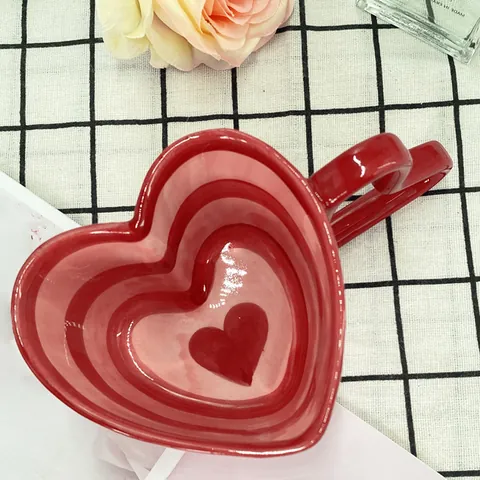 Nordic Creative Heart Shaped Ceramic Mug With Handle For Coffee Tea Milk Stripe Cow Pattern Valentine Gift Wedding Decor