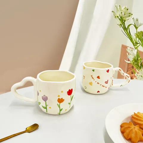 Creatieve Keramische Mok Met Uniek Hartvormig Handvat Handgeschilderd Bloem Fruit Patroon Koffiekop Voor Ontbijt Melk Thee