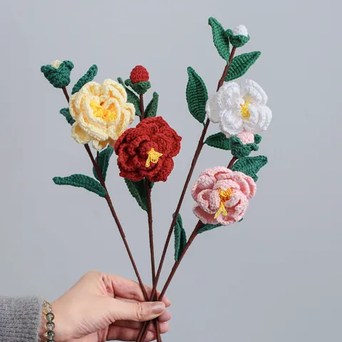 Hand Crocheted Camellia Artificial Flowers Knitted Woolen Yarn Bouquet For Valentine Day Mother Gift Home Table Decoration