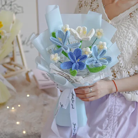 Handgefertigter Gehäkelter Tulpenstrauß Garn Gestrickte Künstliche Blumen Für Haus Dekor Hochzeit Abschluss Geburtstag Geschenk
