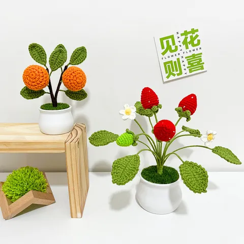 Handmade Crochet Strawberry Orange Artificial Potted Plant Desktop Ornament Creative Yarn Fruit Potted Flower For Home Decor