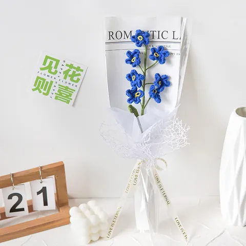 Handgefertigter Häkel-Blumenstrauß Vergissmeinnicht Milchbaumwolle Blau Künstliches Blumengeschenk Für Graduierung Heimdekoration