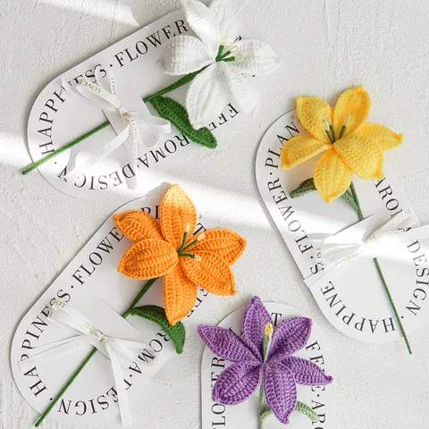 Handgefertigte Gehäkelte Lilienblume Gestrickte Wolle Künstlicher Blumenstrauß Muttertagsgeschenk Haus Hochzeit Tischdekoration Ornamente