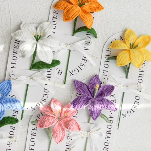 Handgefertigte Gehäkelte Lilienblume Gestrickte Wolle Künstlicher Blumenstrauß Muttertagsgeschenk Haus Hochzeit Tischdekoration Ornamente