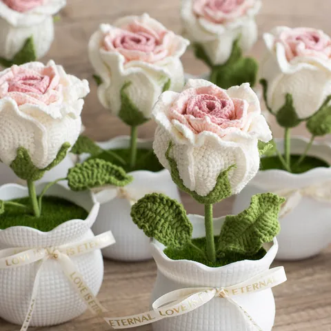 Handmade Crochet Knitted Rose Gerbera Potted Flower Artificial Plant Decor With White Ceramic Vase Romantic Home Office Tabletop Ornament Gift