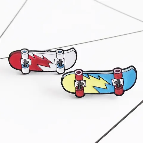 Creative Cartoon Skateboard Enamel Pin Alloy Lightning Pattern Brooch Streetwear Style Badge For Clothing Bags Jewelry Gift